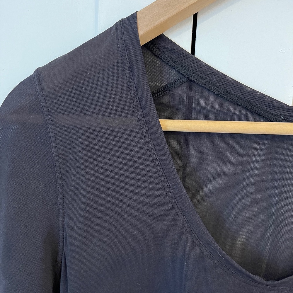 lululemon mesh t-shirt